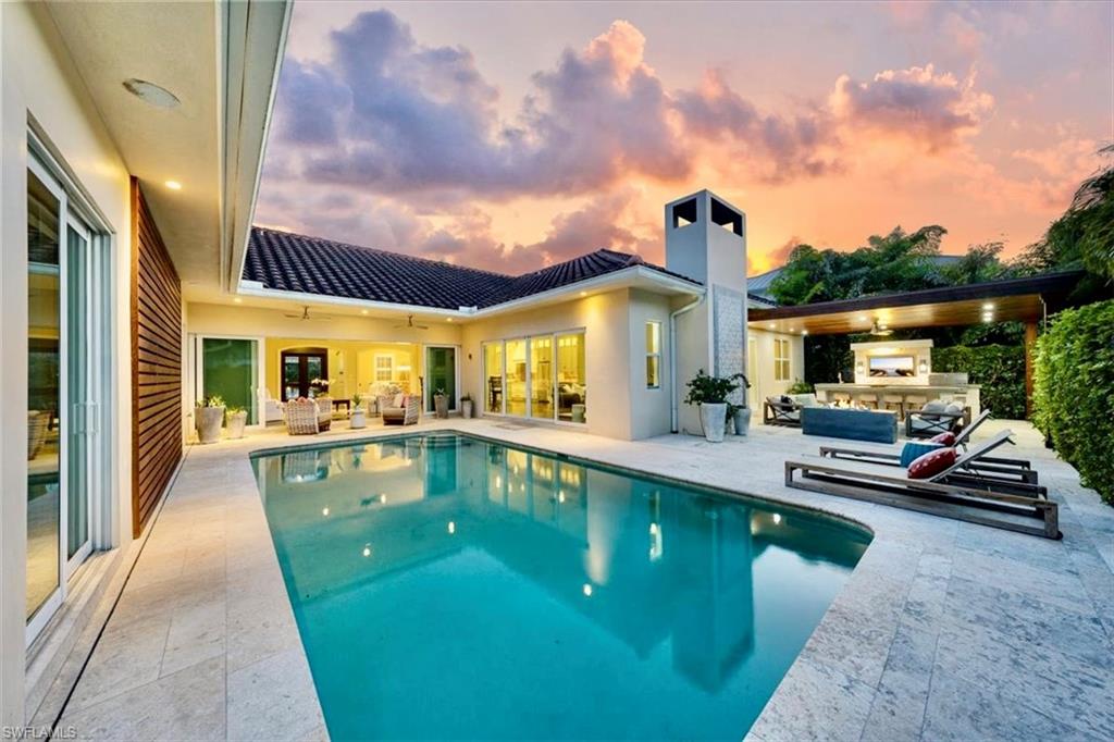 AQUALANE SHORES - Residential