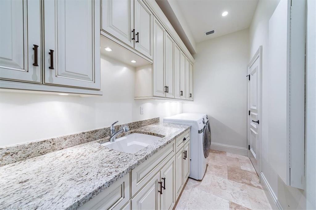 AQUALANE SHORES - Residential