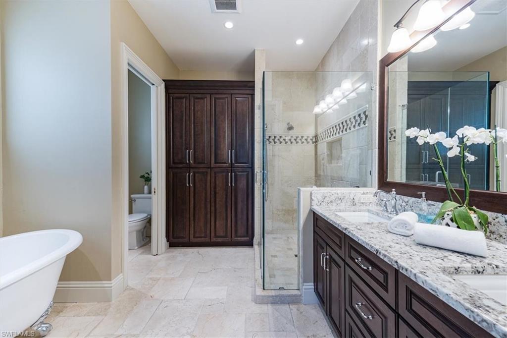 AQUALANE SHORES - Residential