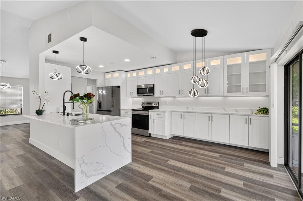 RIVERBEND - Residential