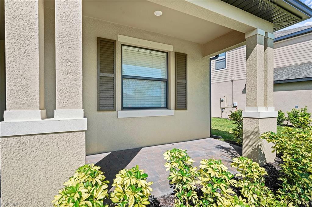 PORTICO - Residential