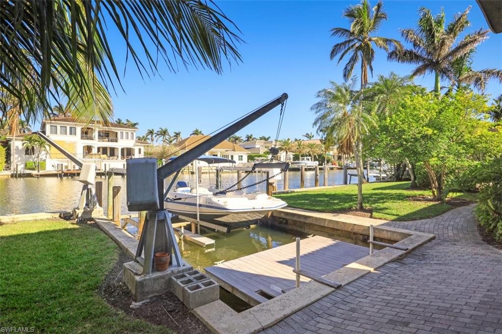 AQUALANE SHORES - Residential