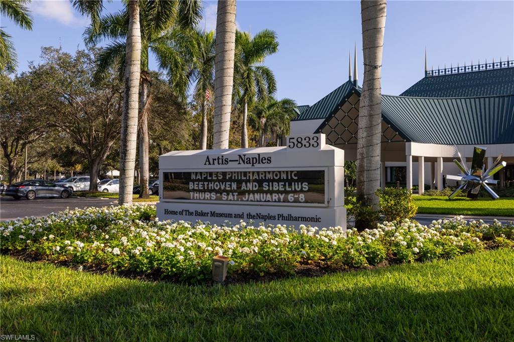 PELICAN BAY WOODS - Residential