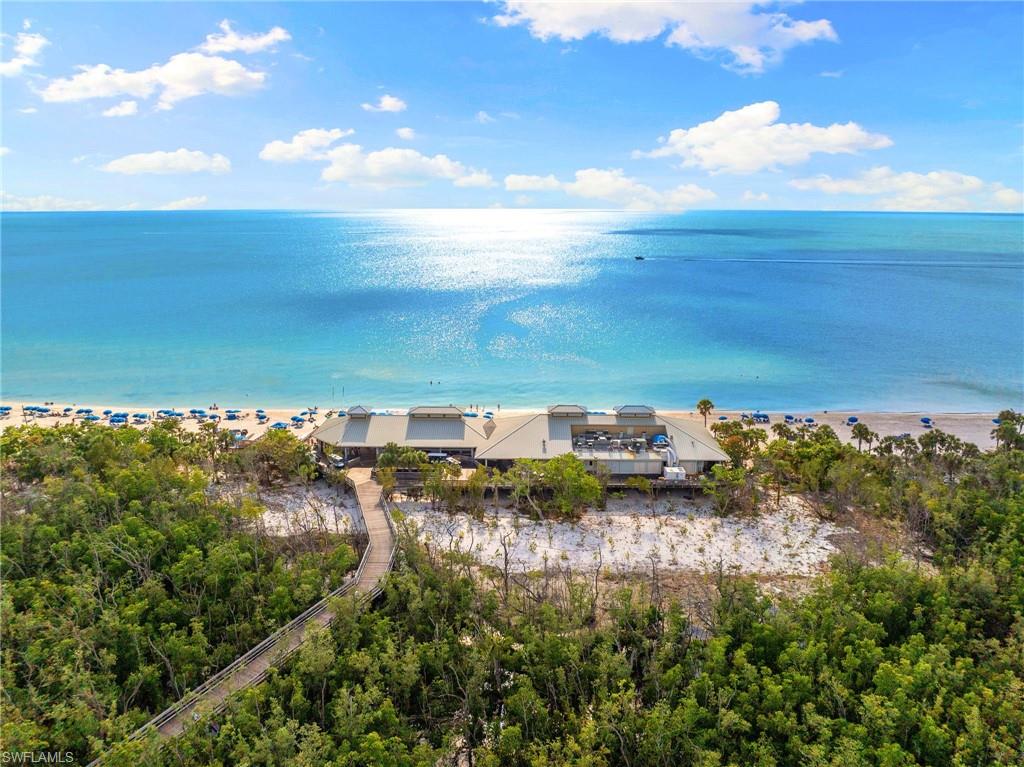 PELICAN BAY WOODS - Residential