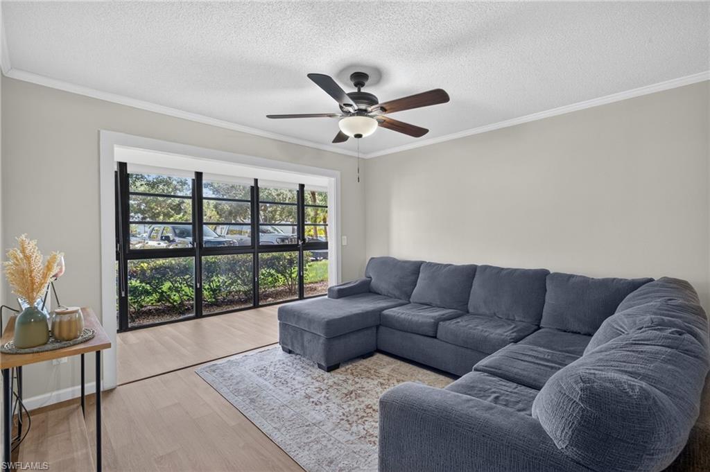 SUMMERLIN WOODS - Residential