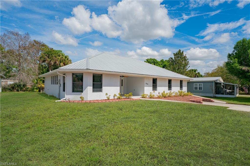 LAKEPORT - Residential
