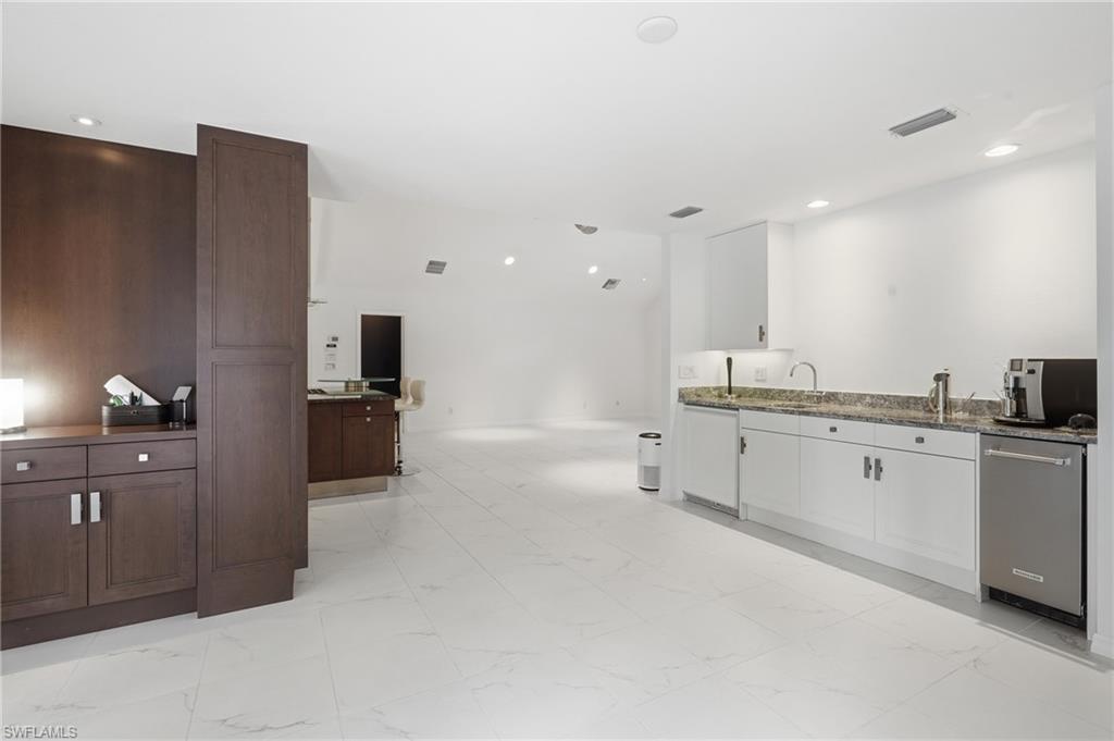 BRIARCLIFF - Residential