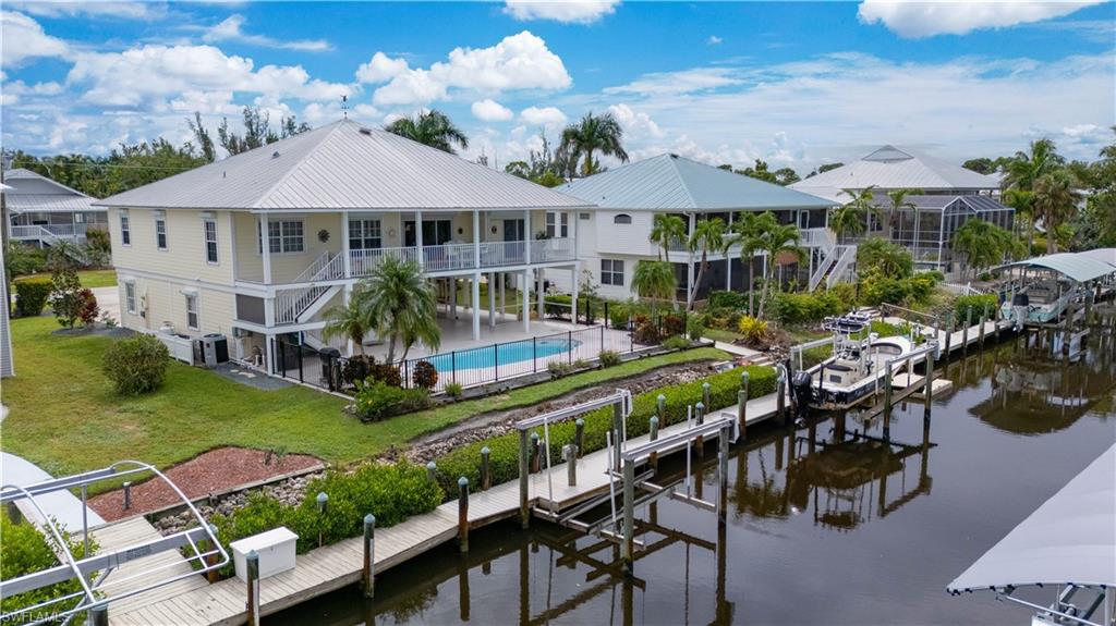 CAPTAINS COVE - Residential