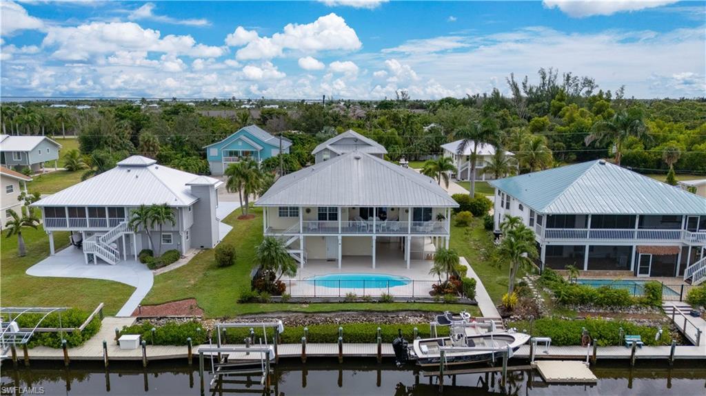 CAPTAINS COVE - Residential