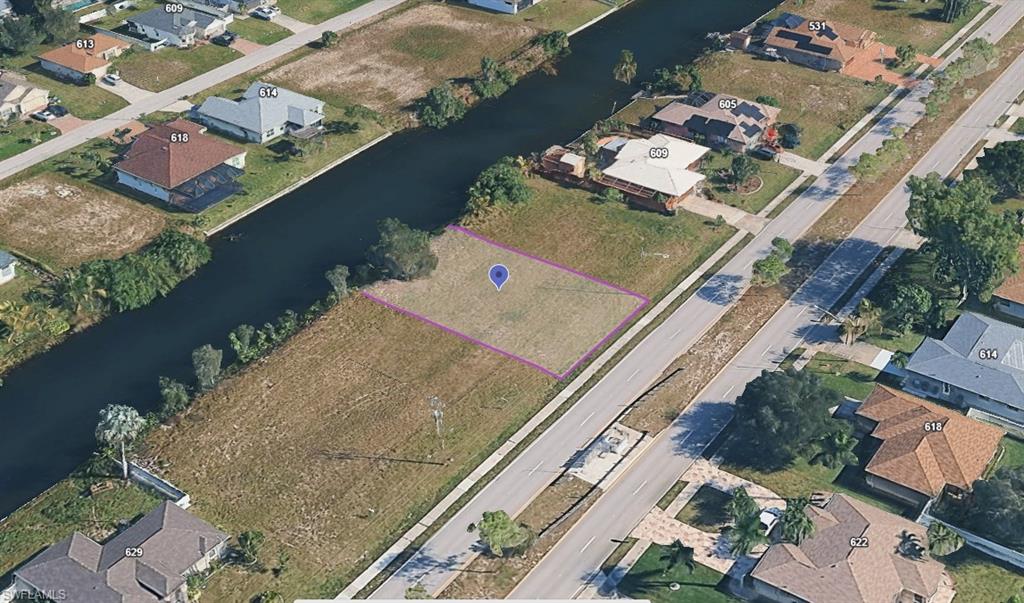 CAPE CORAL - Land