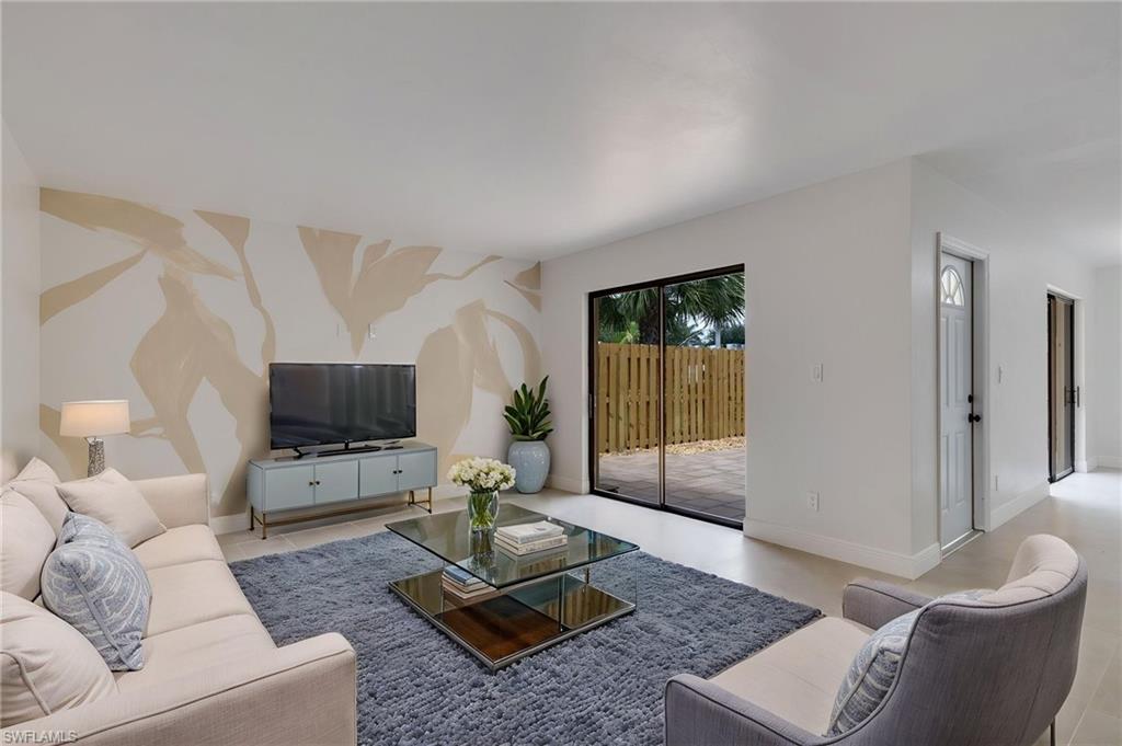 PARKWOODS TOWNHOUSE COMMUNITY - Residential