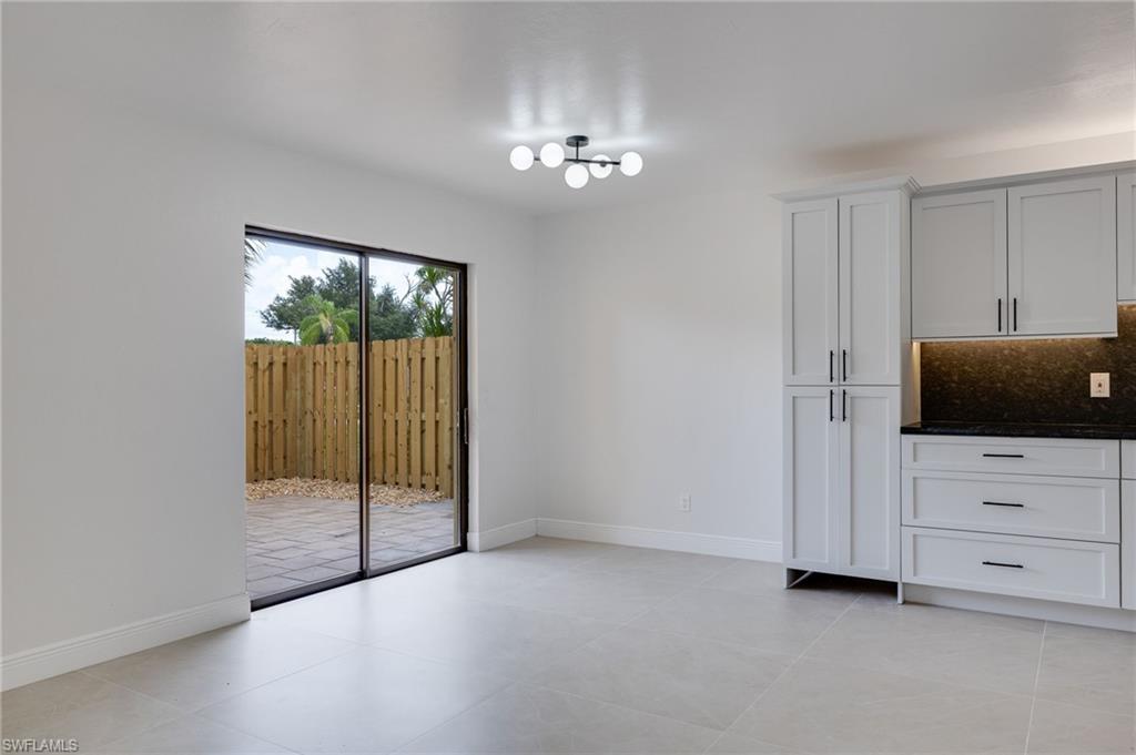 PARKWOODS TOWNHOUSE COMMUNITY - Residential