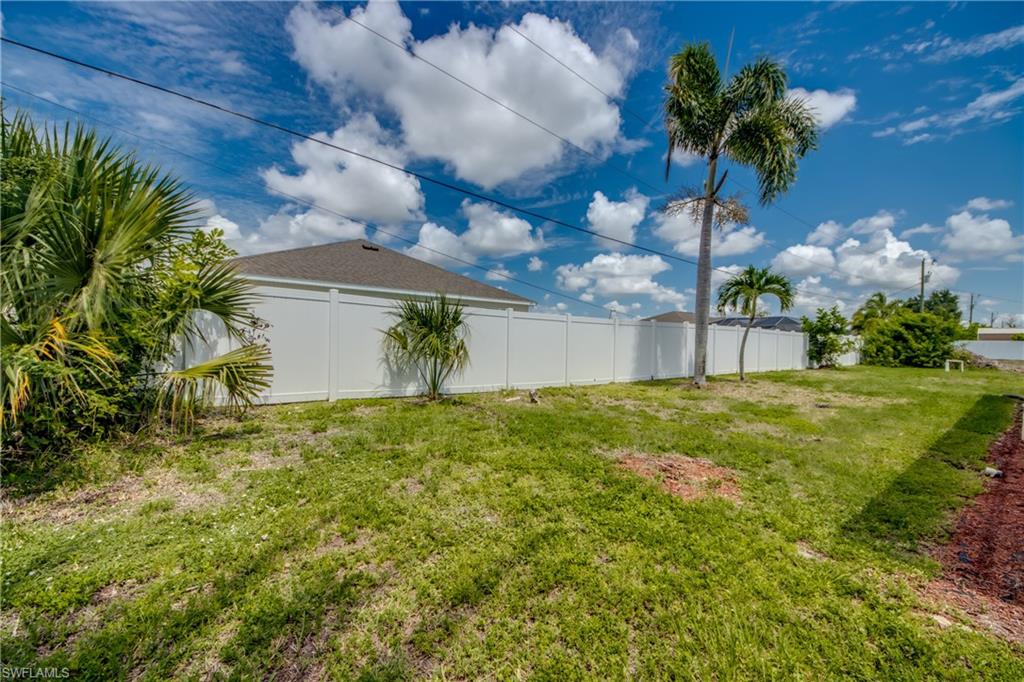 CAPE CORAL - Residential