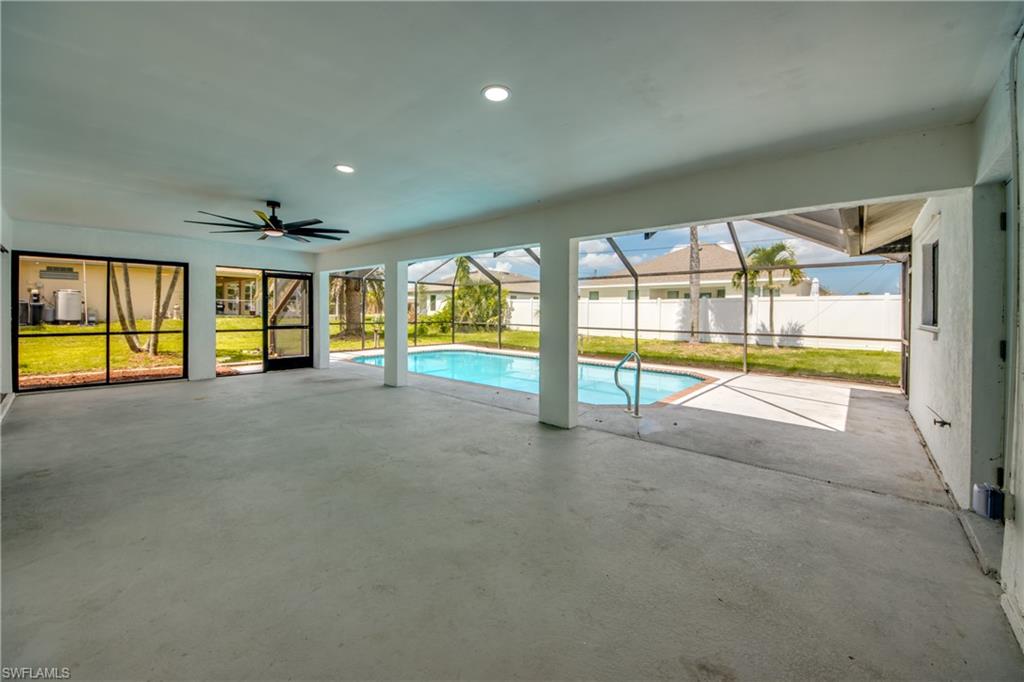 CAPE CORAL - Residential
