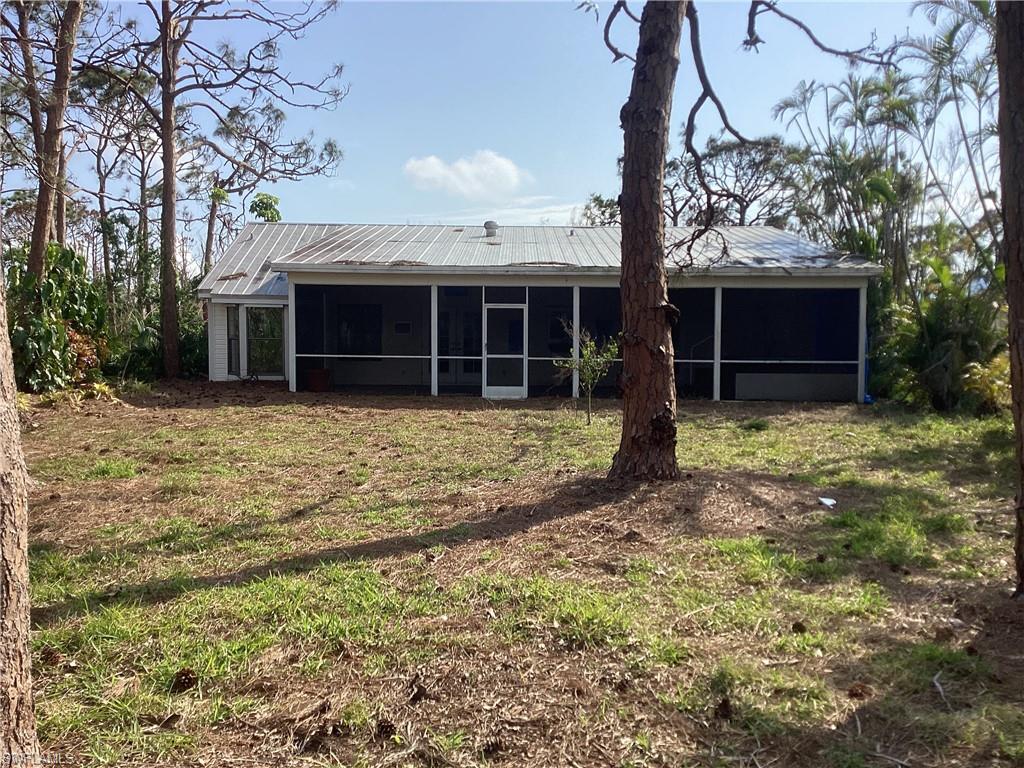 TROPICAL HOMESITES - Residential