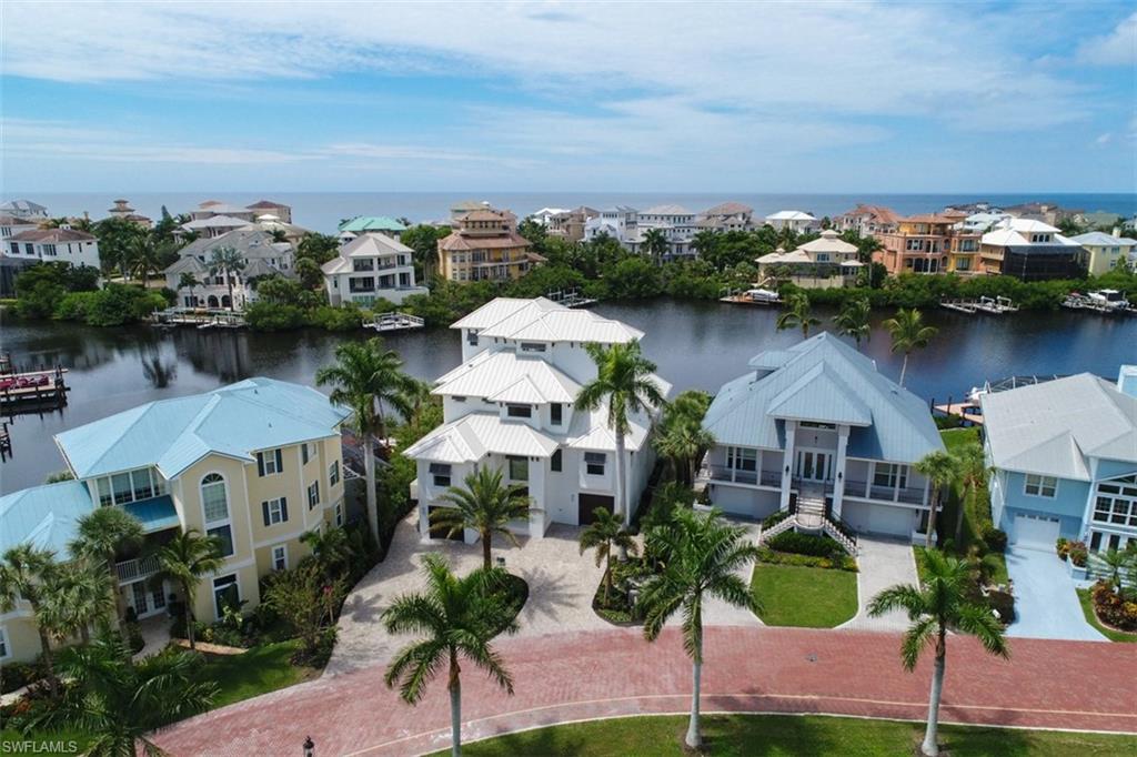 BAYFRONT GARDENS - Residential