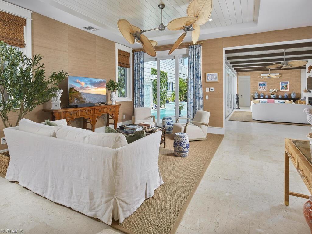 OLDE NAPLES - Residential