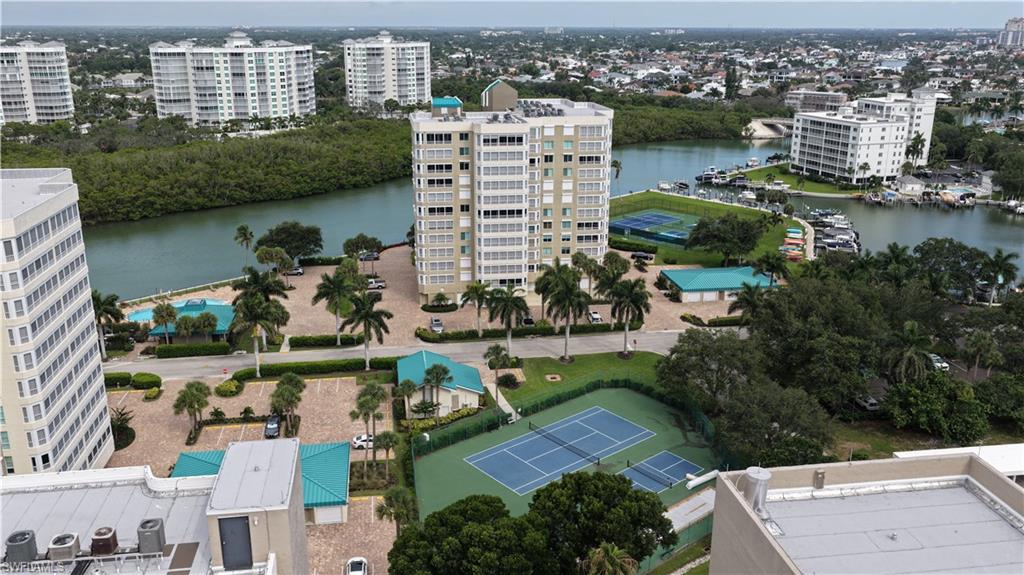 GULF BREEZE AT VANDERBILT - Residential