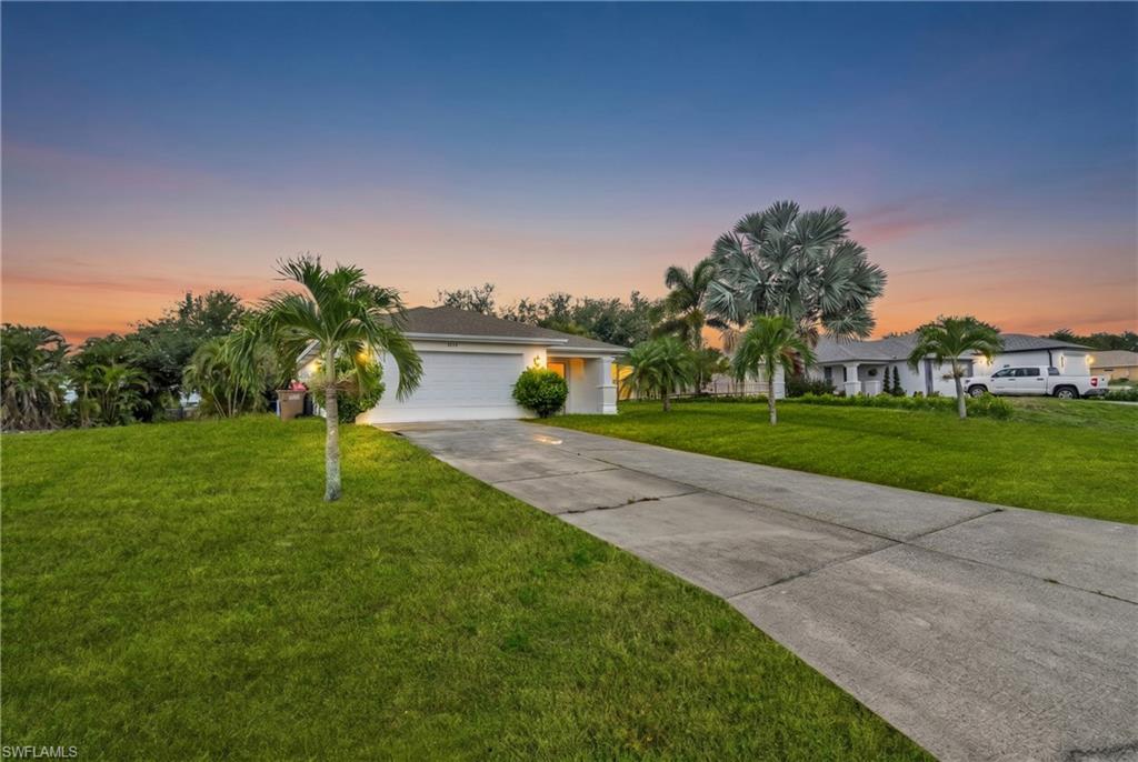CAPE CORAL - Residential