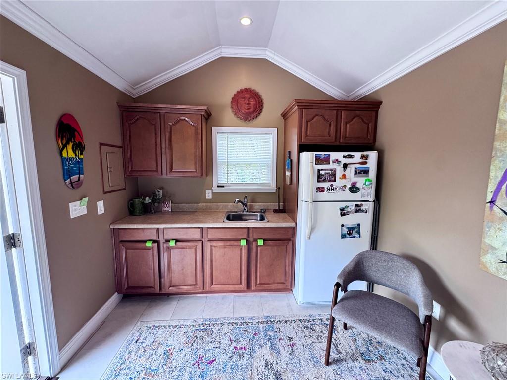 RIVERBEND MOTORCOACH RESORT - Land