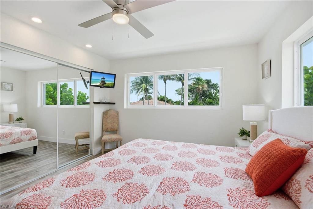 SANIBEL ARMS - Residential