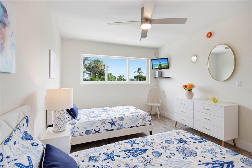 SANIBEL ARMS - Residential