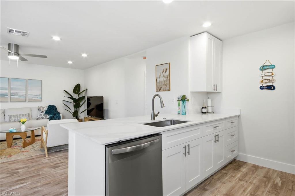 SANIBEL ARMS - Residential