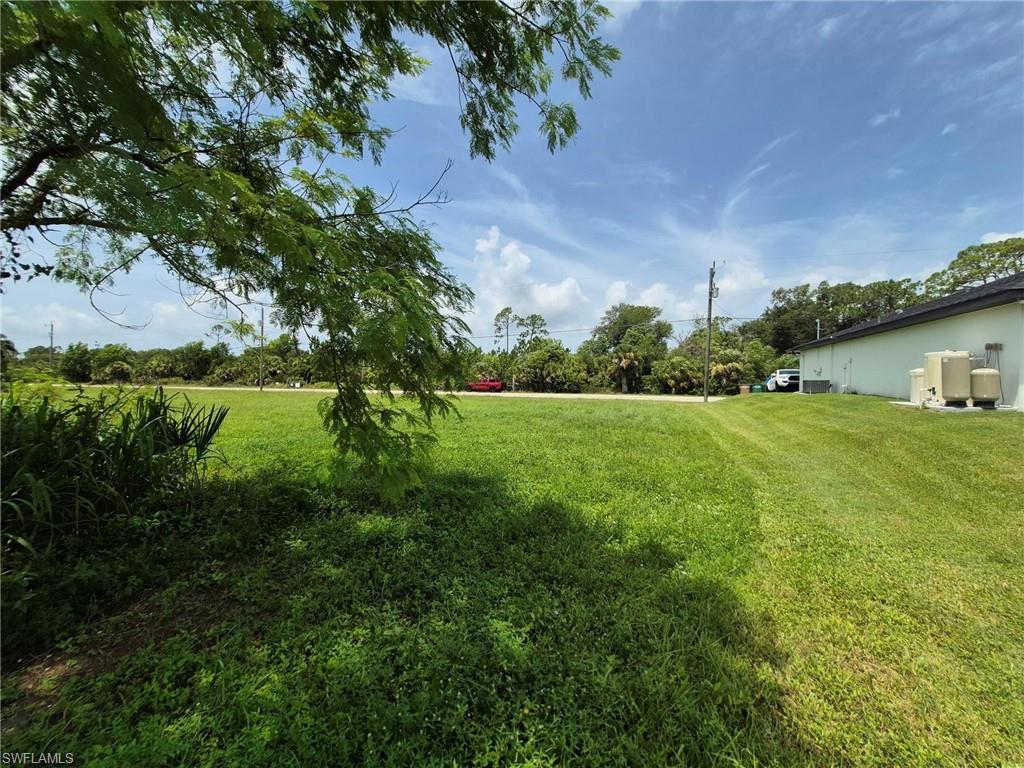 CAPE CORAL - Land