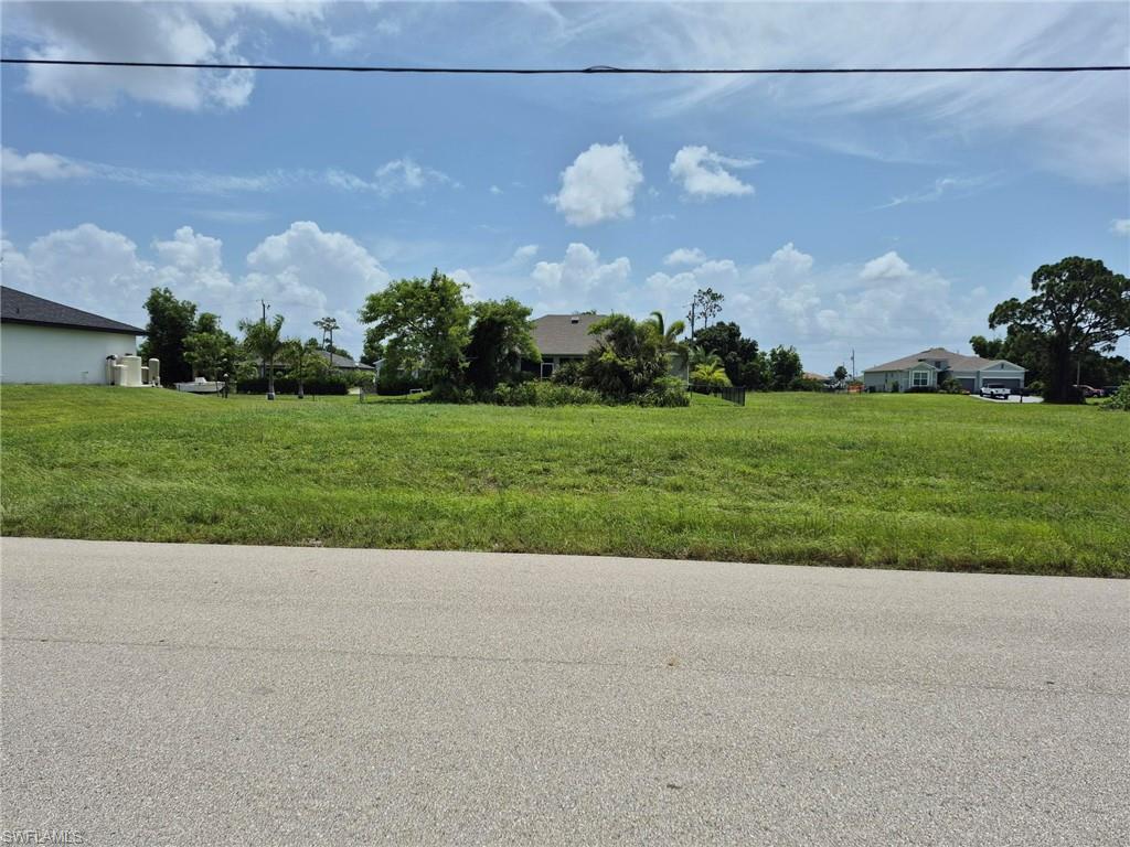 CAPE CORAL - Land