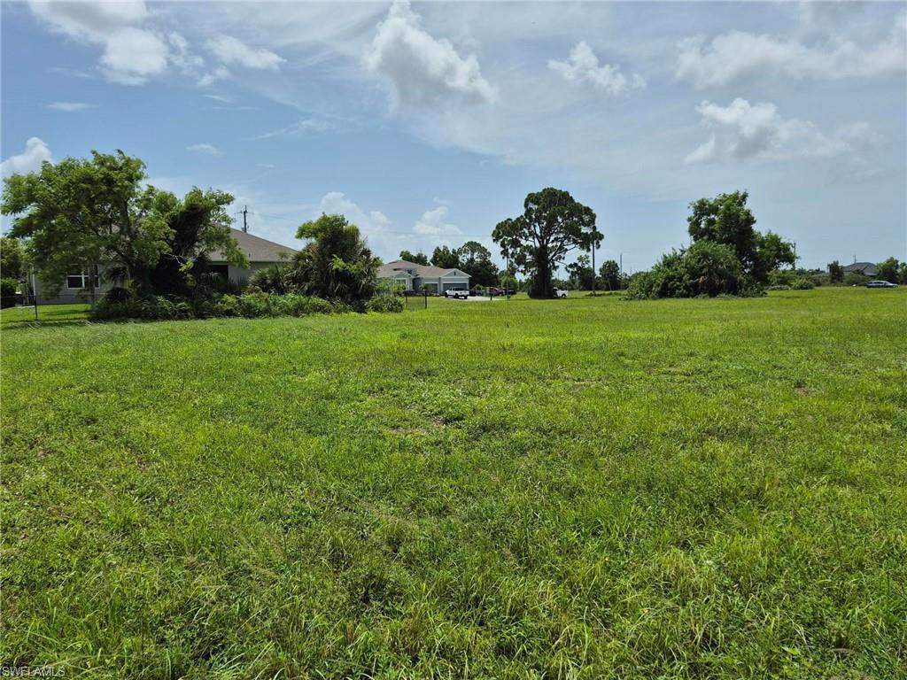 CAPE CORAL - Land