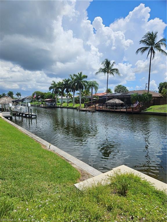 CAPE CORAL - Land