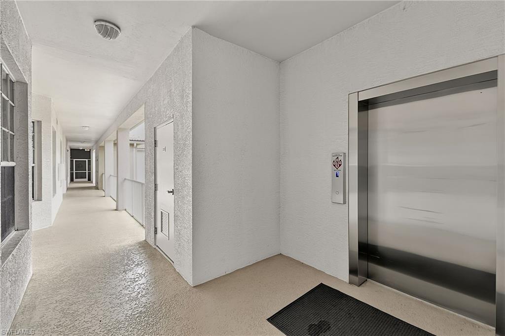 SUTTON WALK - Residential