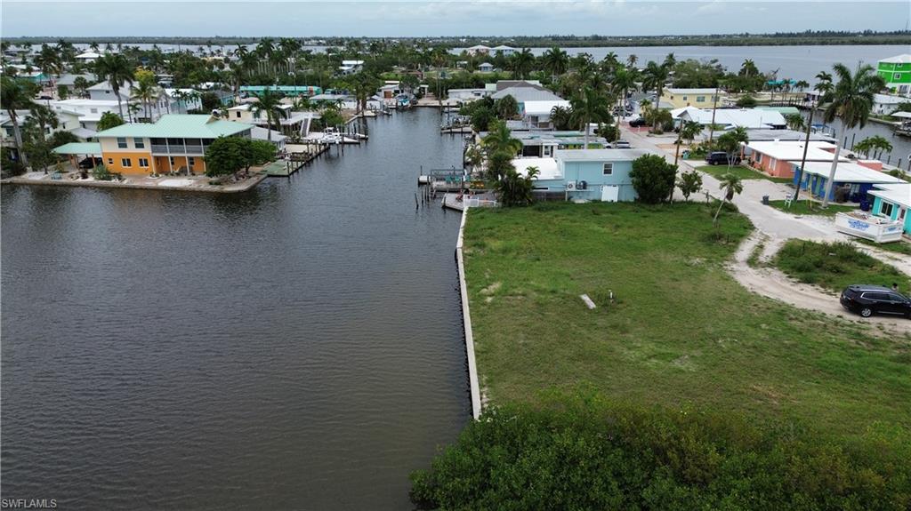 MARINER POINTE CONDO - Land