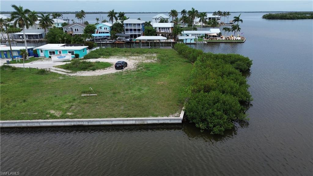 MARINER POINTE CONDO - Land