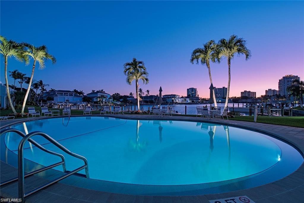 COLONY GARDENS - Residential