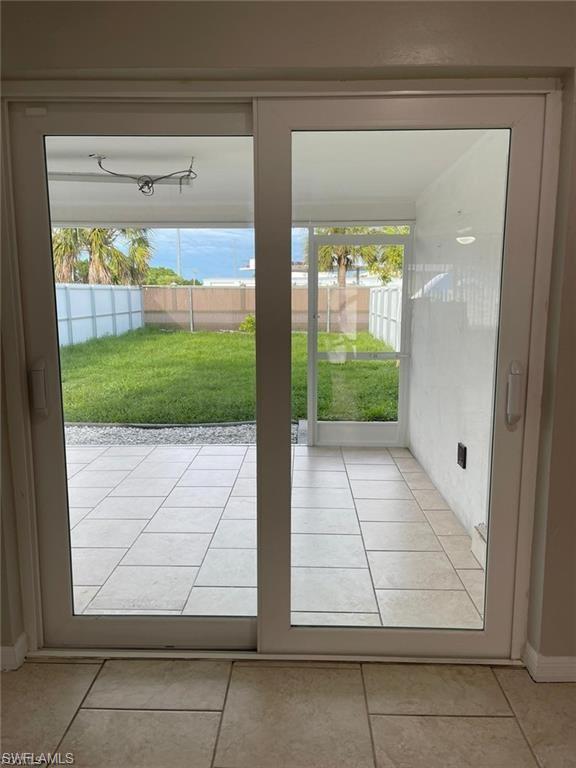 CAPE CORAL - Residential Lease