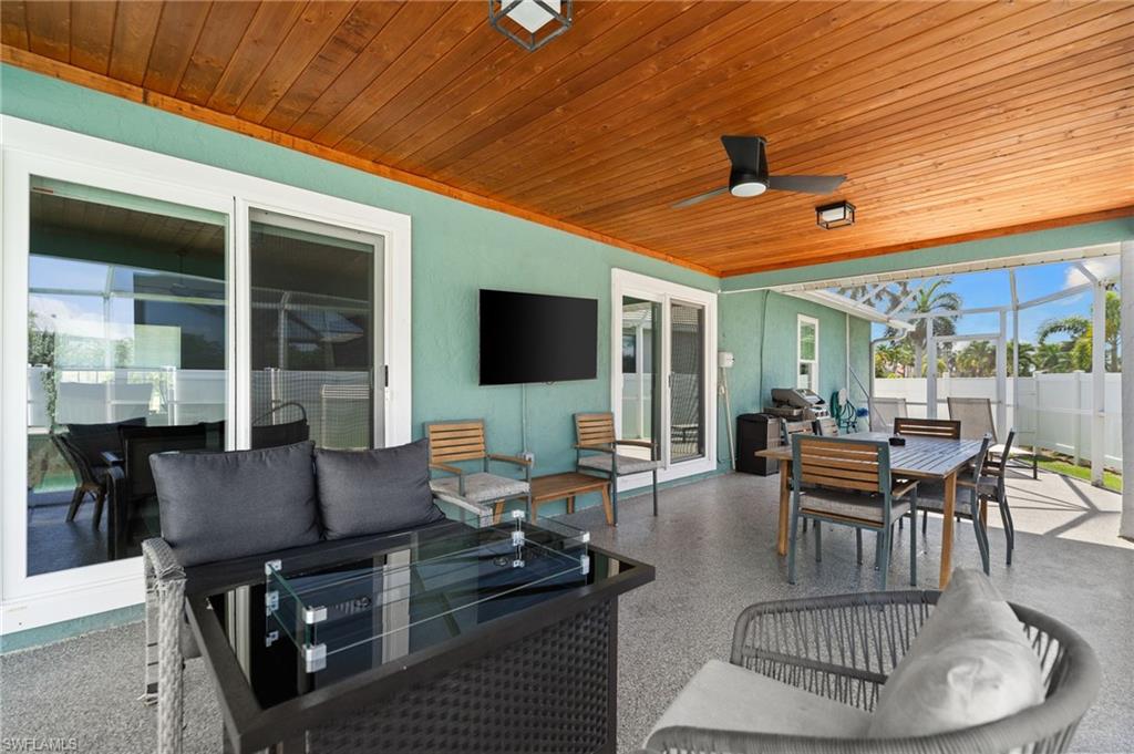 MARCO ISLAND - Residential