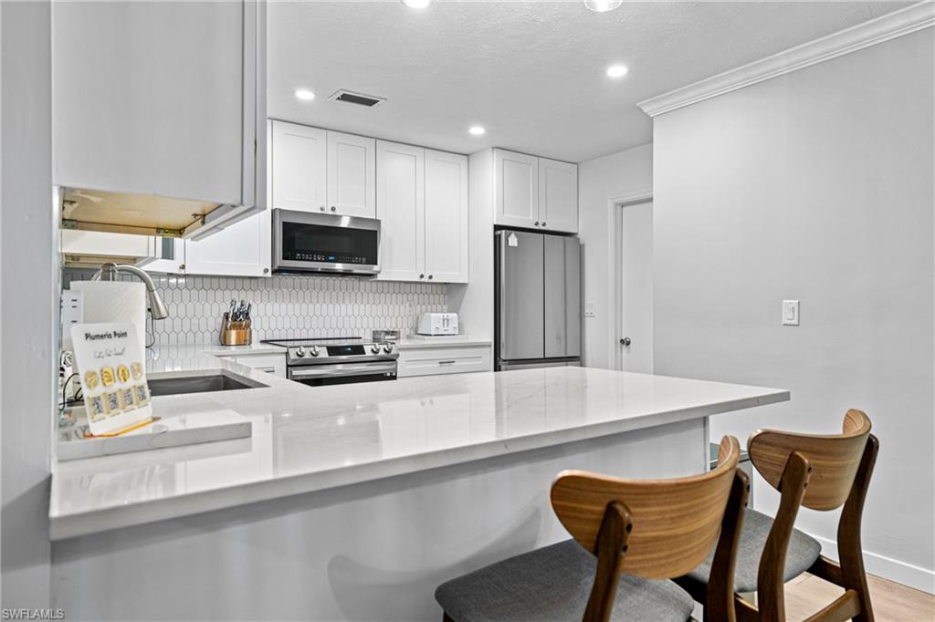 MARCO ISLAND - Residential