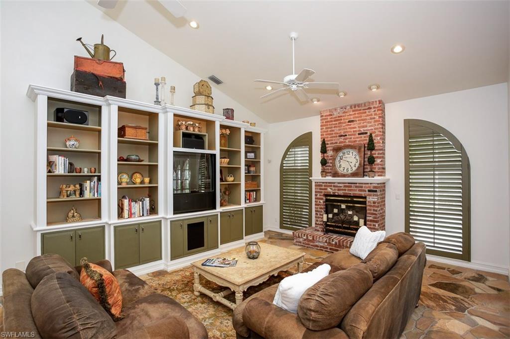 STONEGATE AT CROSSINGS - Residential