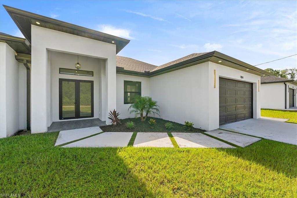 LEHIGH ACRES - Residential