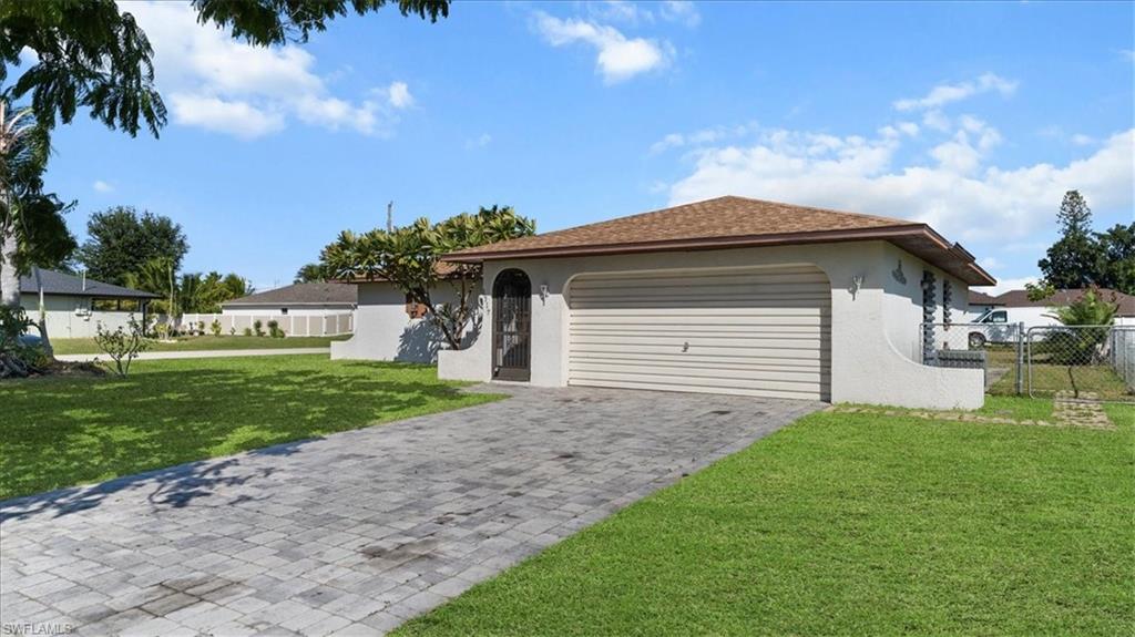 CAPE CORAL - Residential