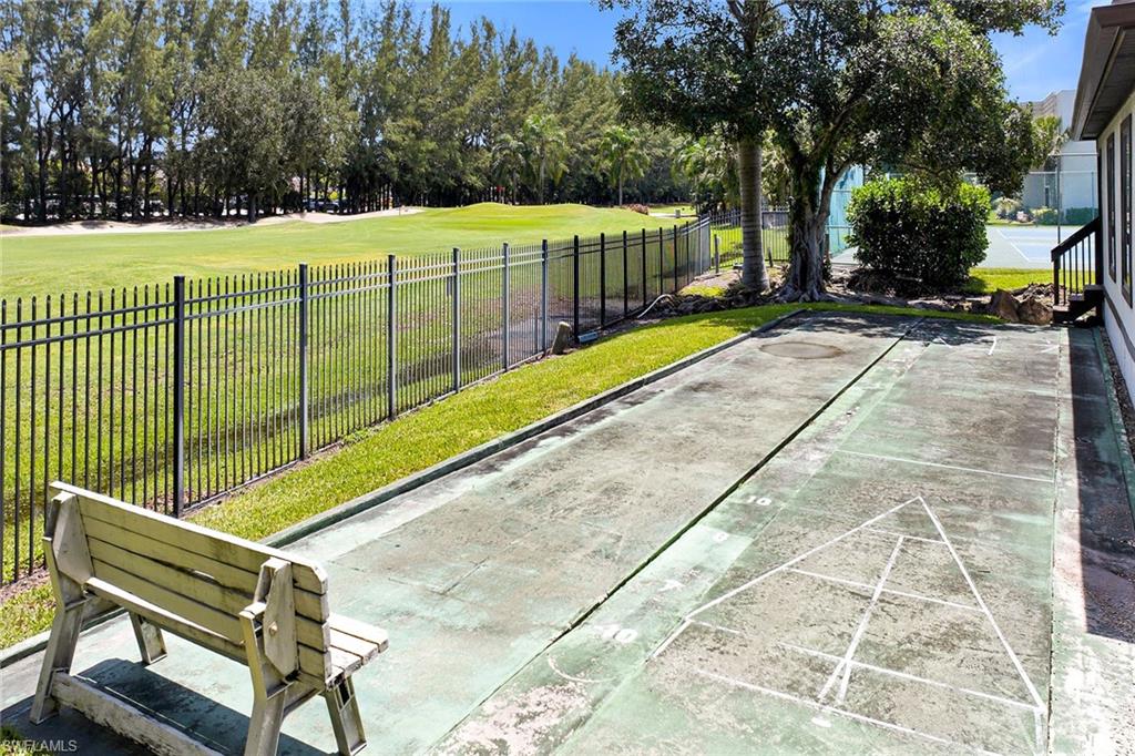 FOREST LAKES GOLF AND TENNIS CLUB - Residential