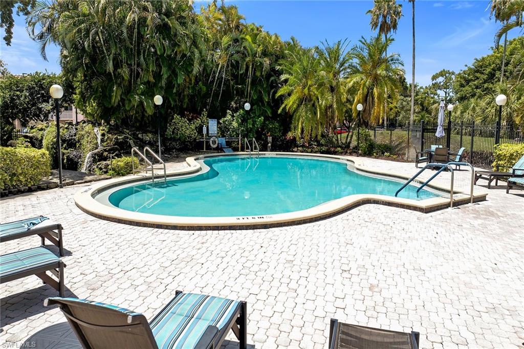 FOREST LAKES GOLF AND TENNIS CLUB - Residential