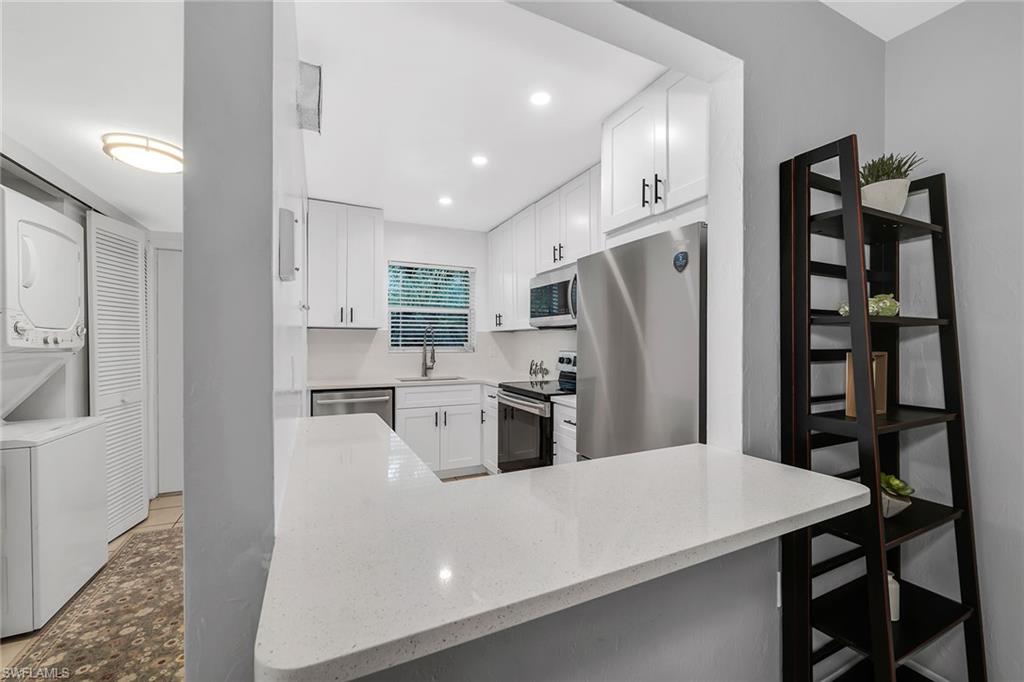 FOREST LAKES GOLF AND TENNIS CLUB - Residential