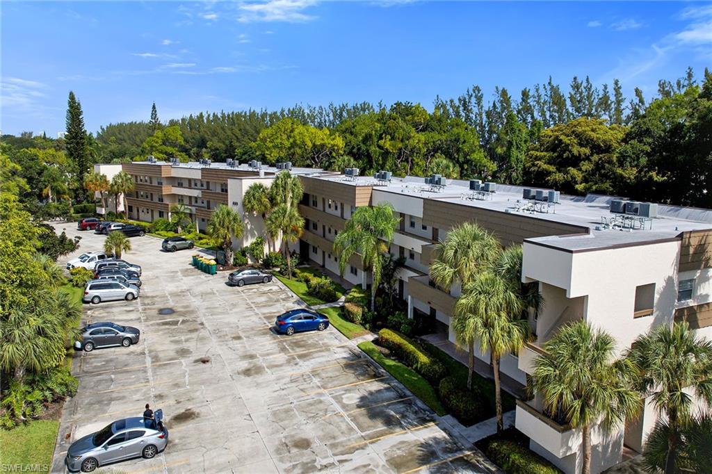 FOREST LAKES GOLF AND TENNIS CLUB - Residential