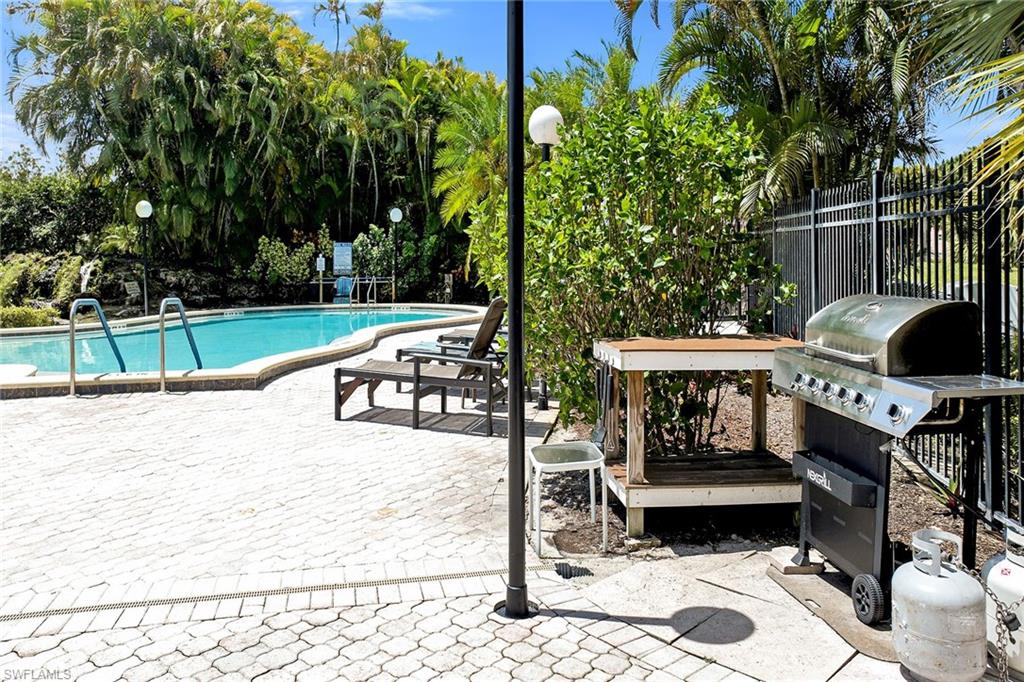 FOREST LAKES GOLF AND TENNIS CLUB - Residential