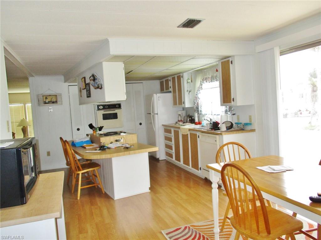 OLD BRIDGE VILLAGE - Residential