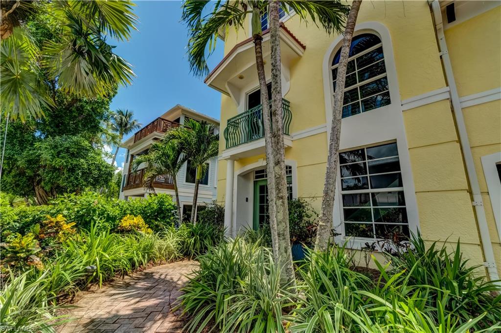 CAPTIVA BEACH - Residential