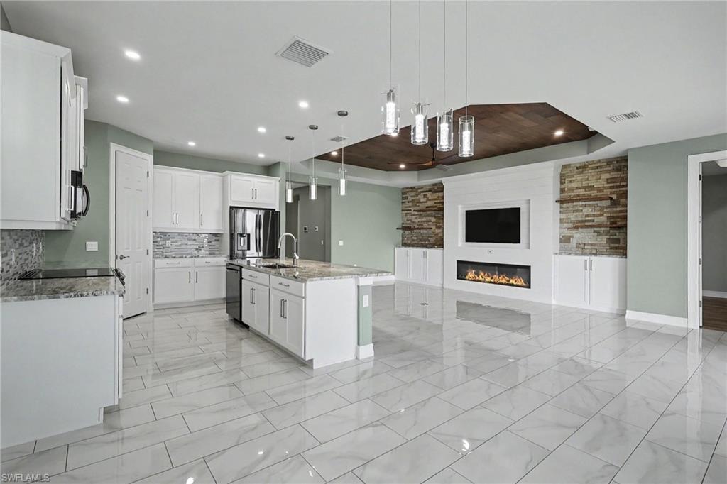 STONEWATER - Residential