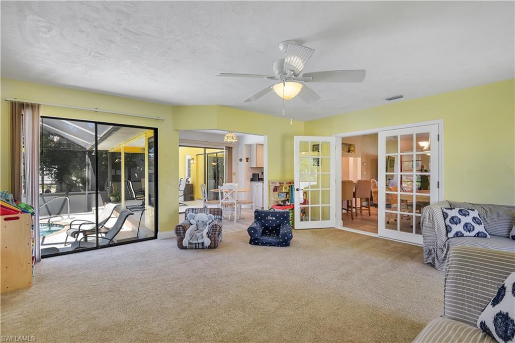 SAN CARLOS PARK - Residential